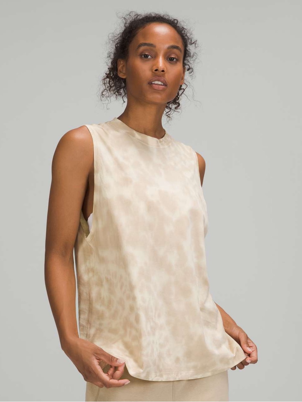 NWOT lululemon athletica Cream Tie-Dye Sleeveless Crewneck Tank 6